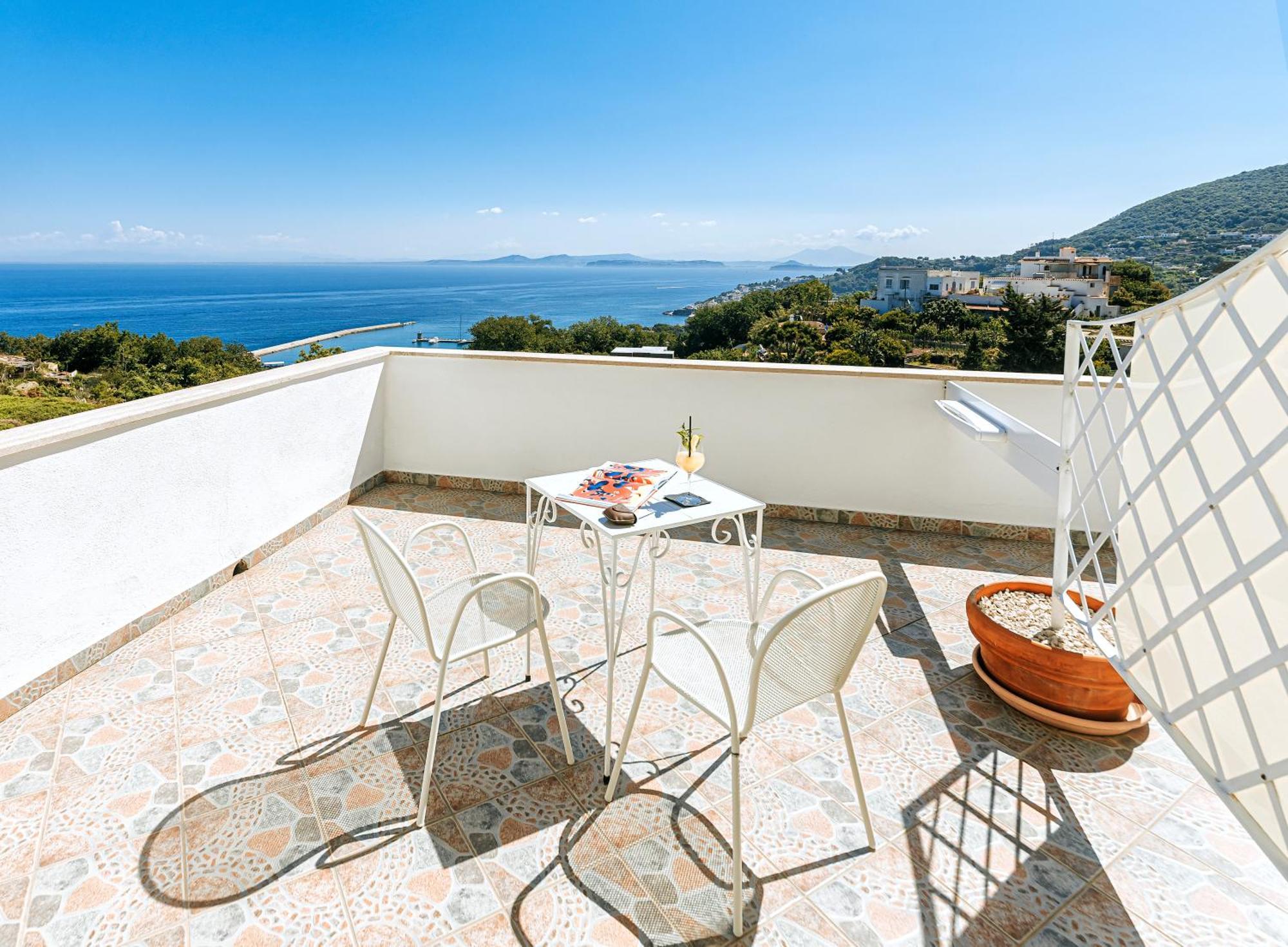 Hotel Villa D'Orta ايسكيا المظهر الخارجي الصورة