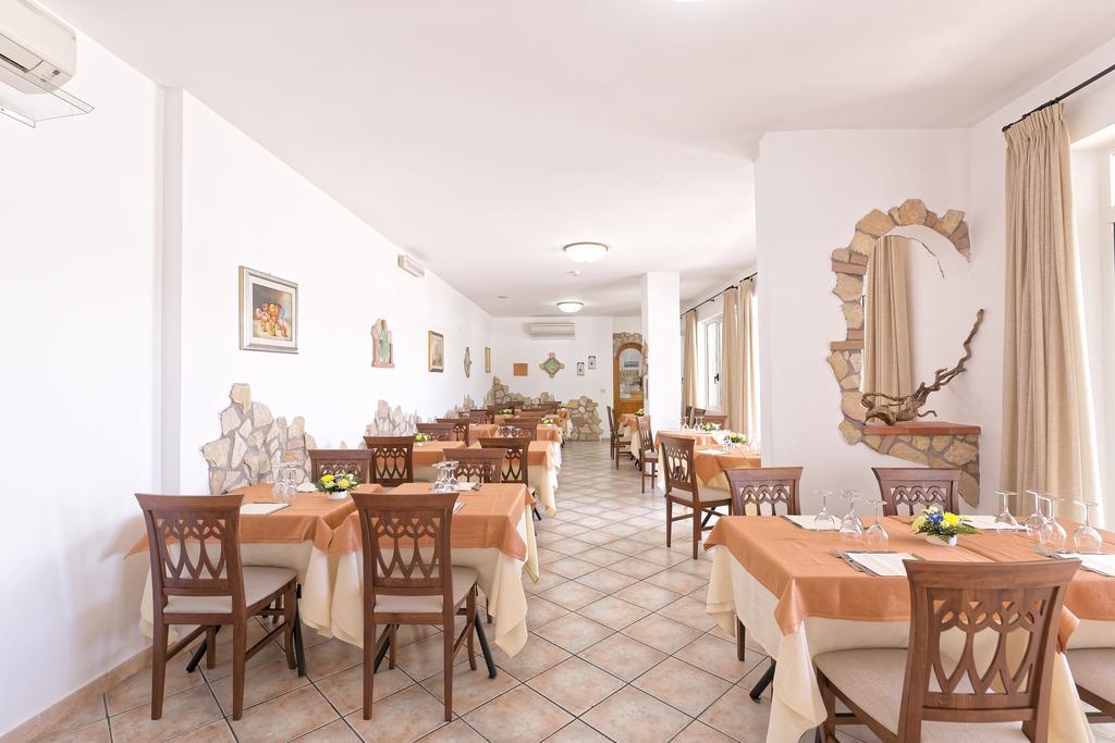 Hotel Villa D'Orta ايسكيا المظهر الخارجي الصورة