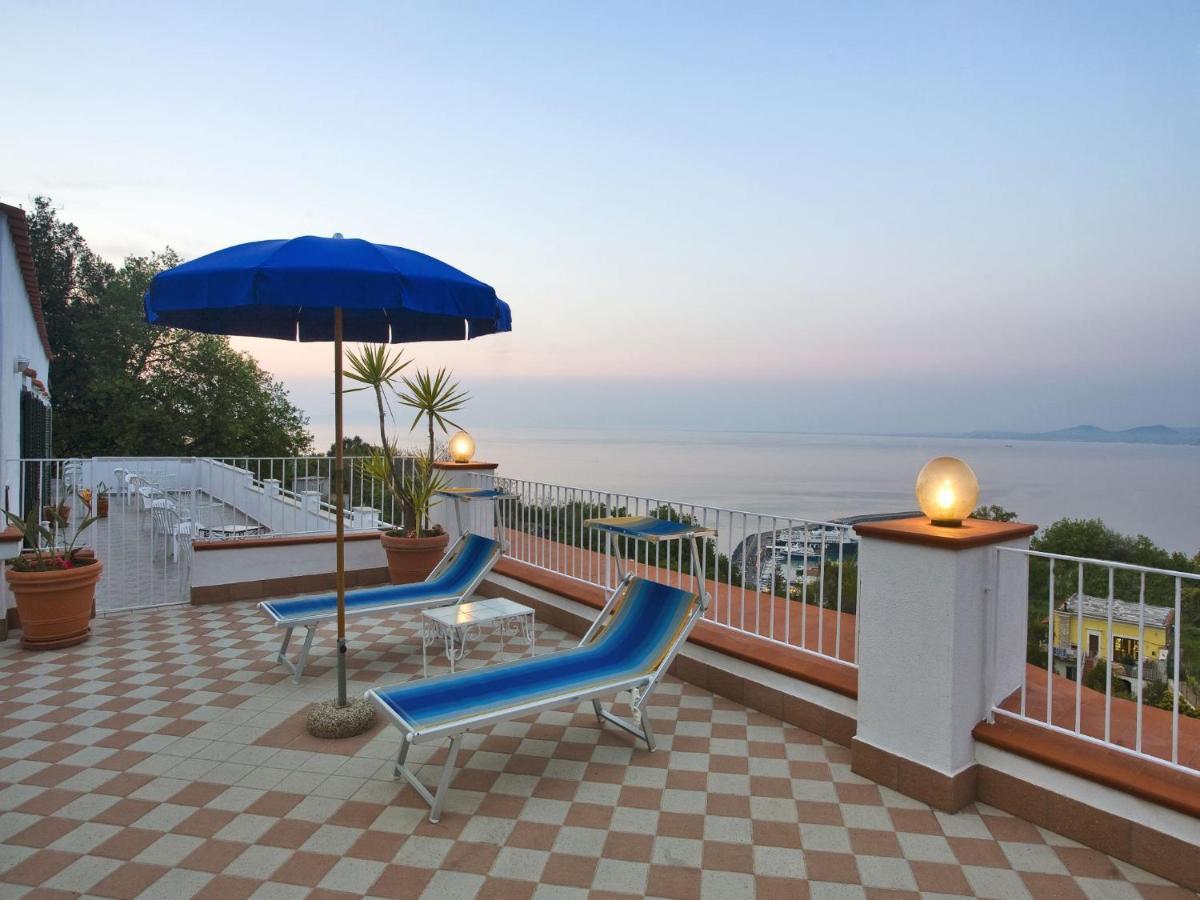 Hotel Villa D'Orta ايسكيا المظهر الخارجي الصورة